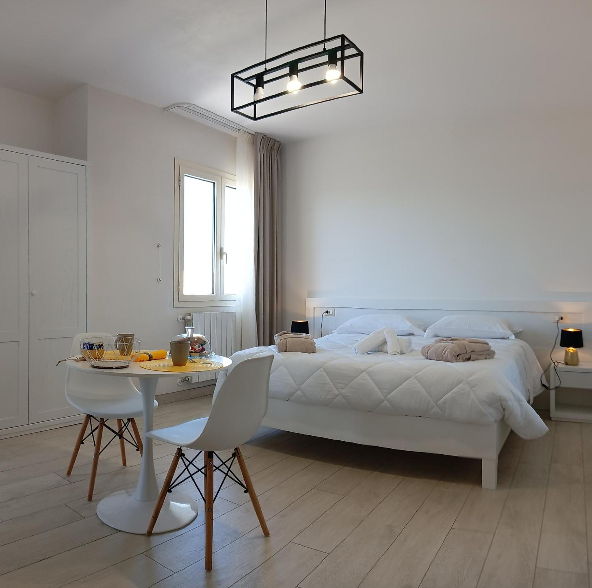 Mya Luxury Rooms And Wellness Melendugno Exterior foto