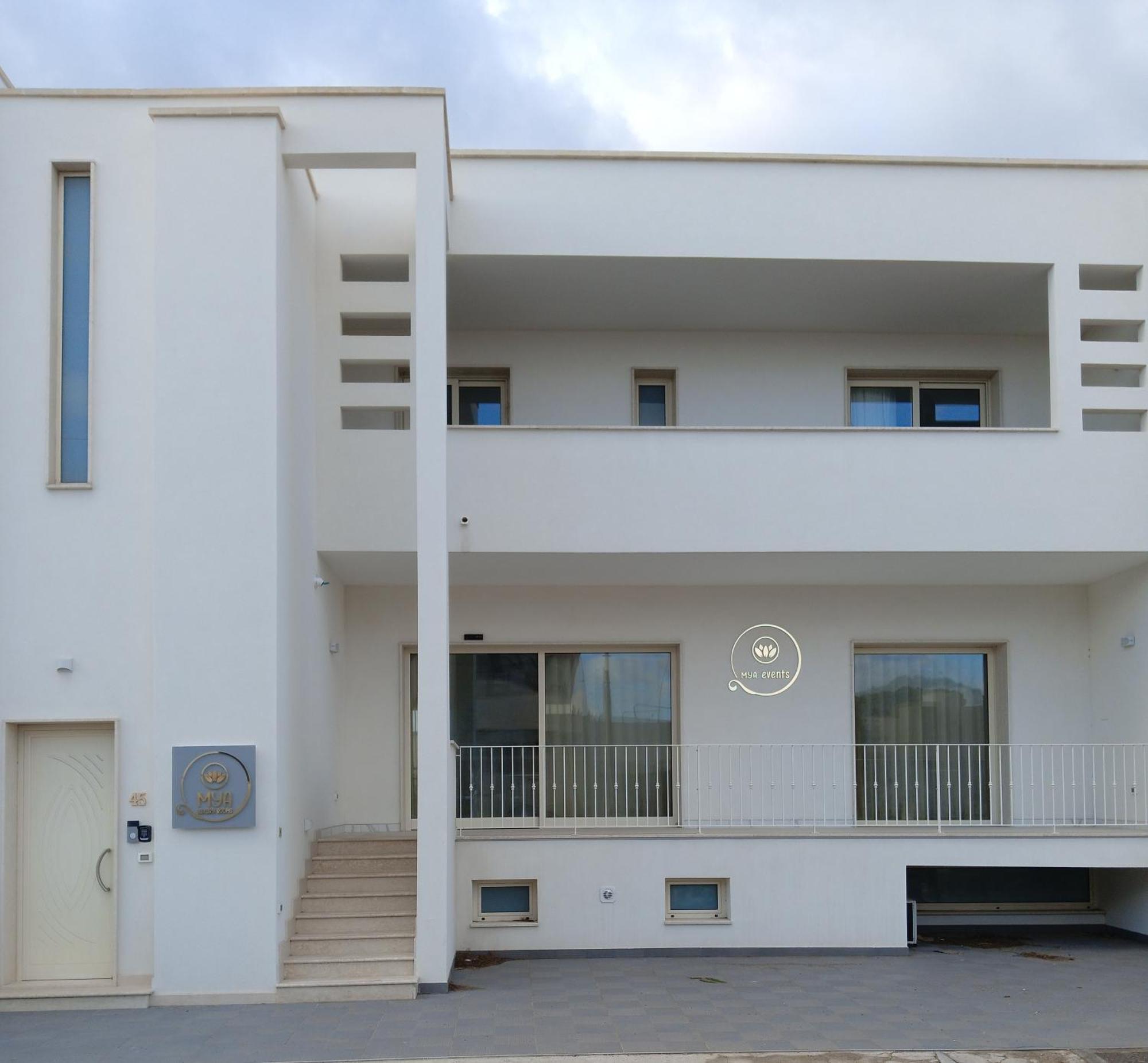 Mya Luxury Rooms And Wellness Melendugno Exterior foto